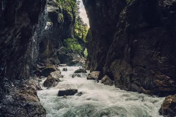 A river flows through a rocky gorge.