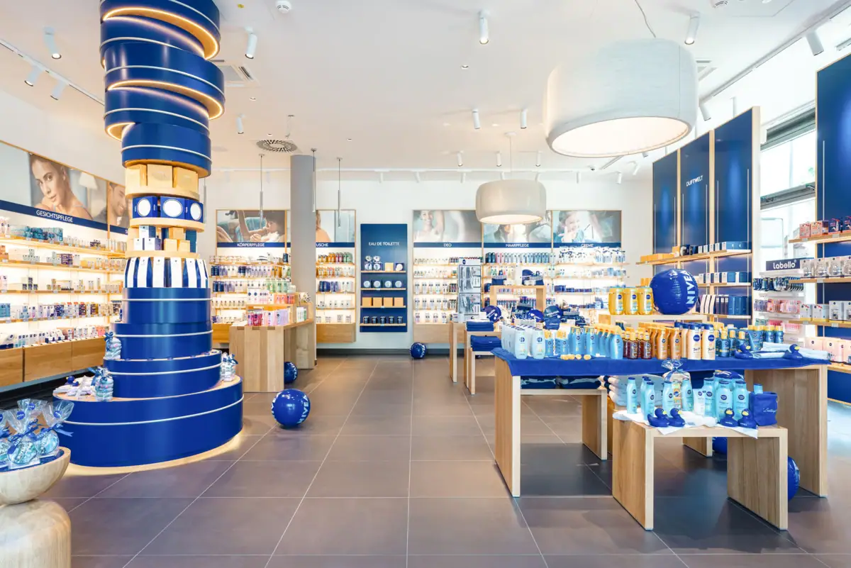 NIVEA Shop A shop with shelves full of products.