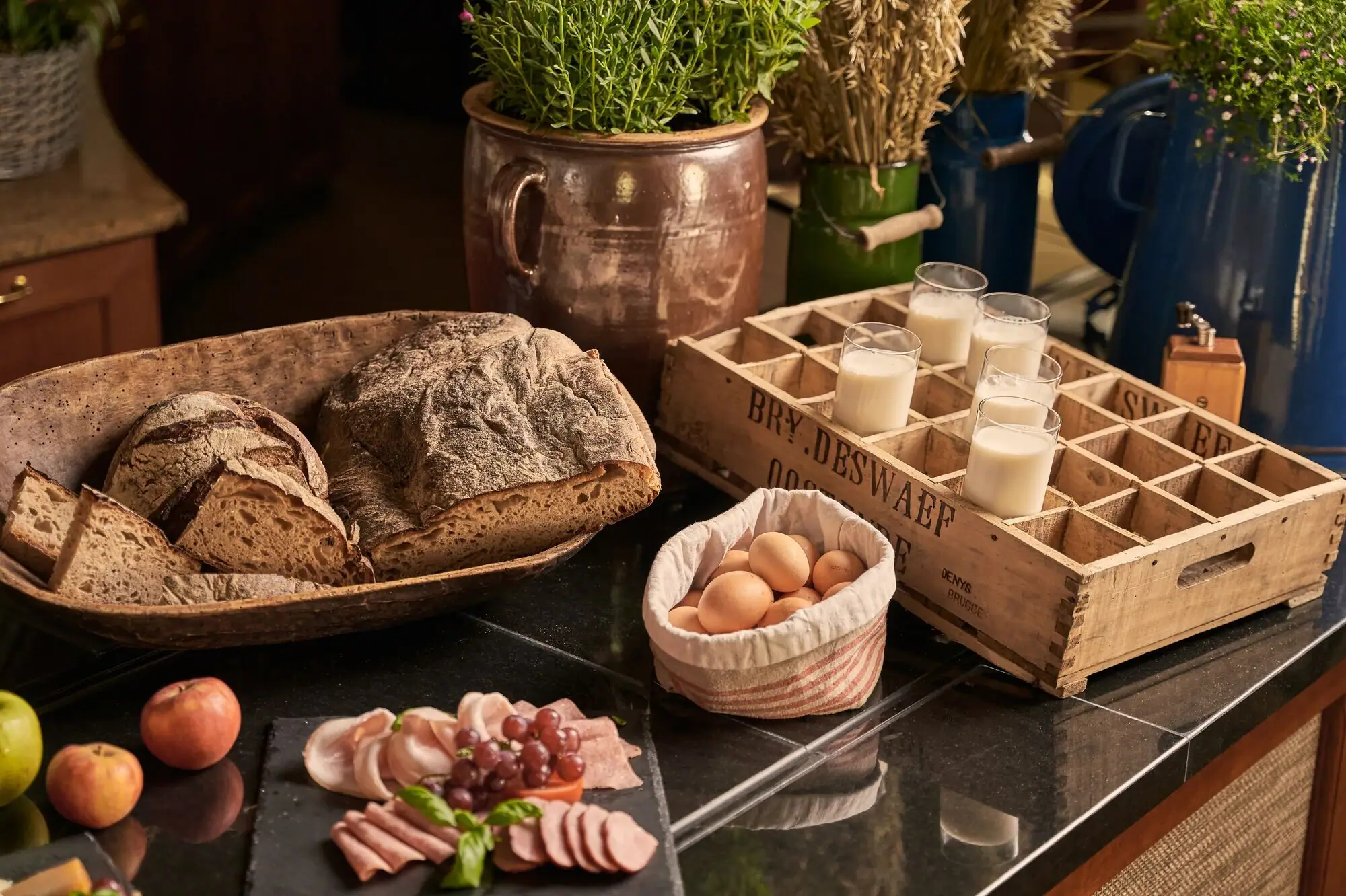 A table with food and drinks.